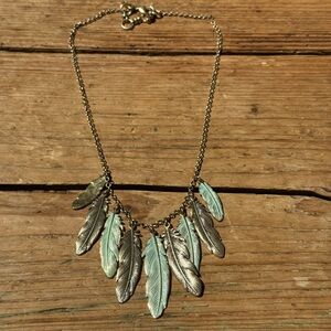 Lucky brand golden leaf necklace boho